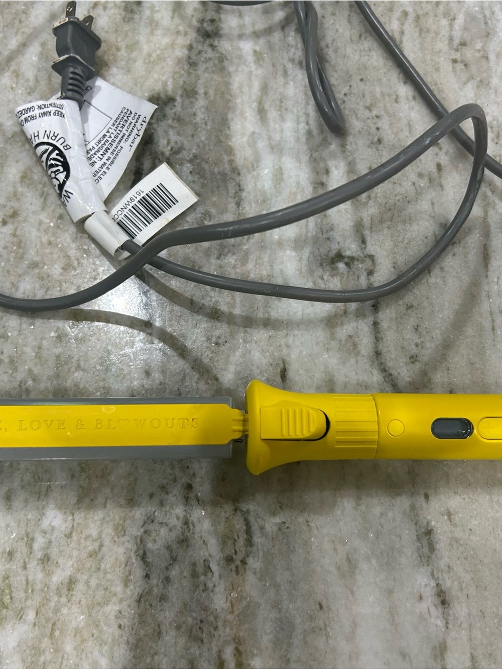 Drybar curling iron